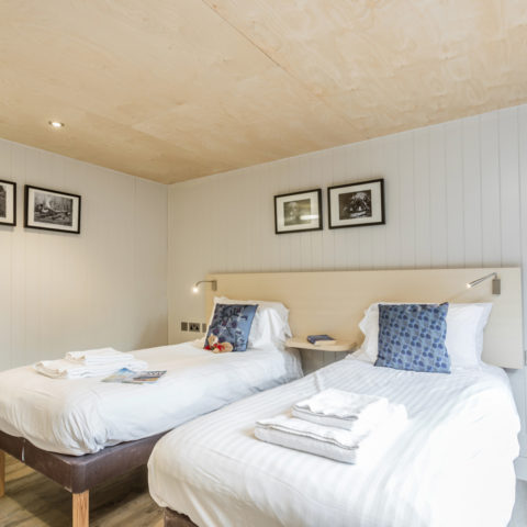 Burnbake Forest Lodges - 3 bedroom lodge sleeps 6