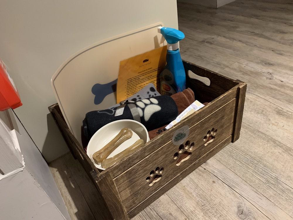 Doggy welcome box